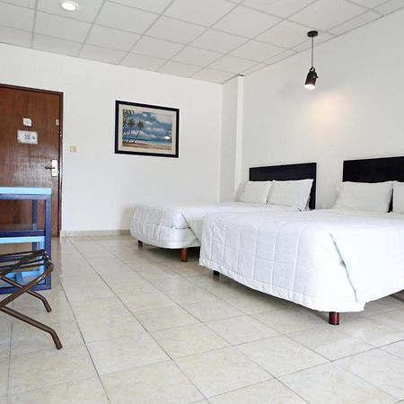 Hotel & Suites Arges - Centro Chetumal Dış mekan fotoğraf